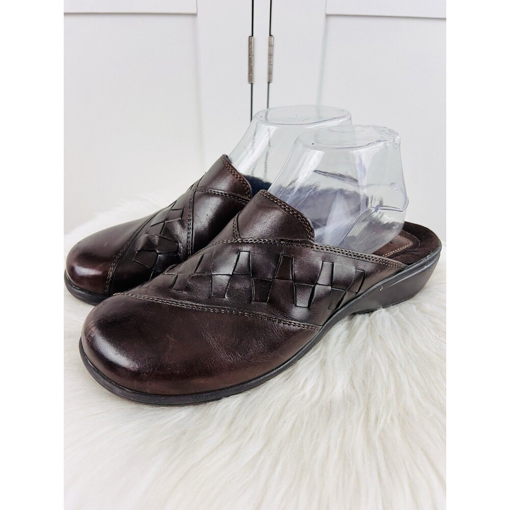 Clarks Artisan Brown Leather Woven Mules Clogs Slip On Comfort Shoes Size 8.5M